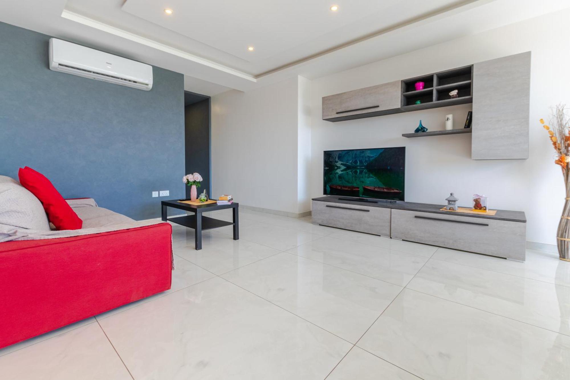 New Spacious Apartment With Amazing View Bugibba เซนต์พอลส์เบย์ ภายนอก รูปภาพ