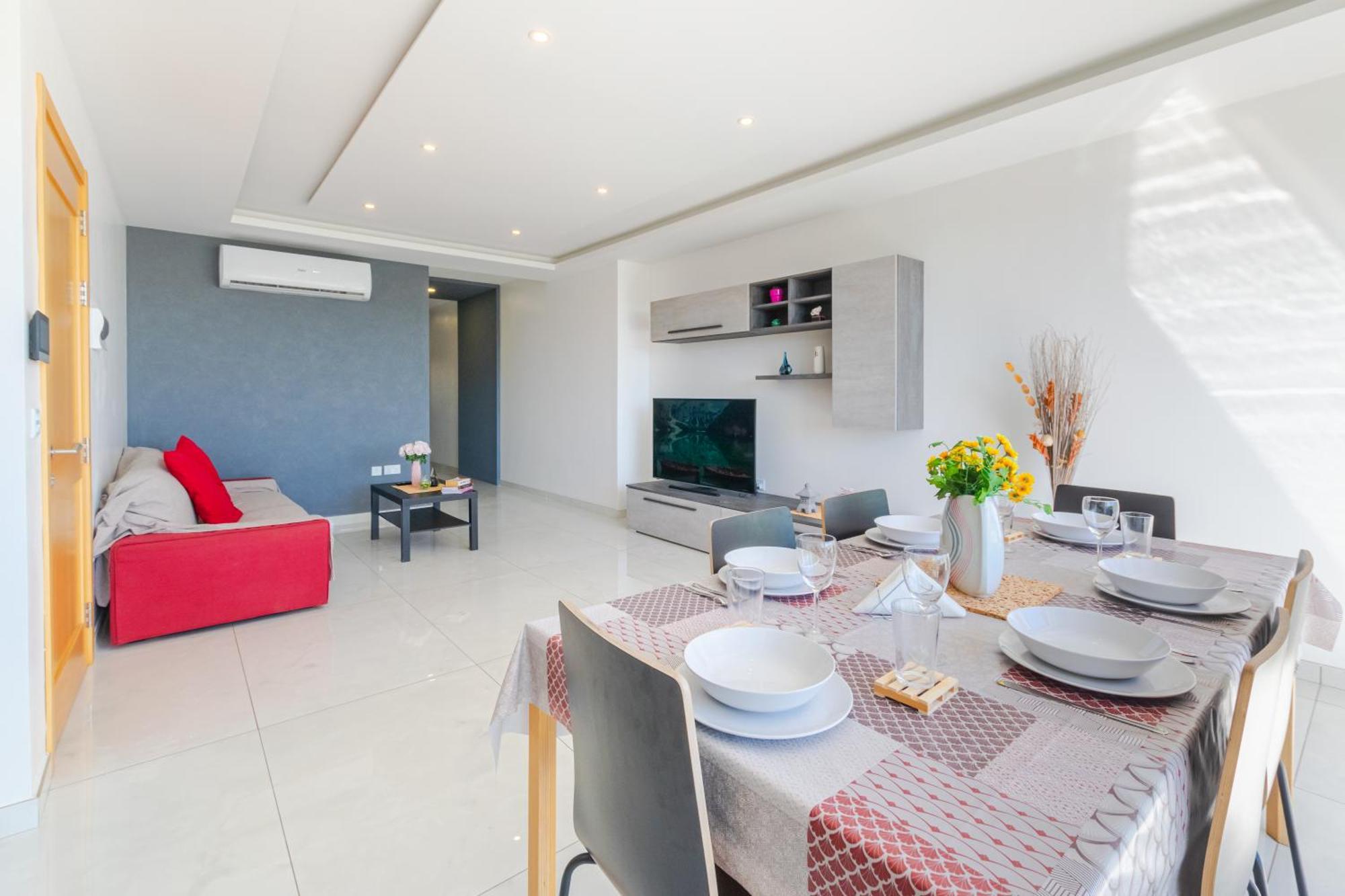 New Spacious Apartment With Amazing View Bugibba เซนต์พอลส์เบย์ ภายนอก รูปภาพ